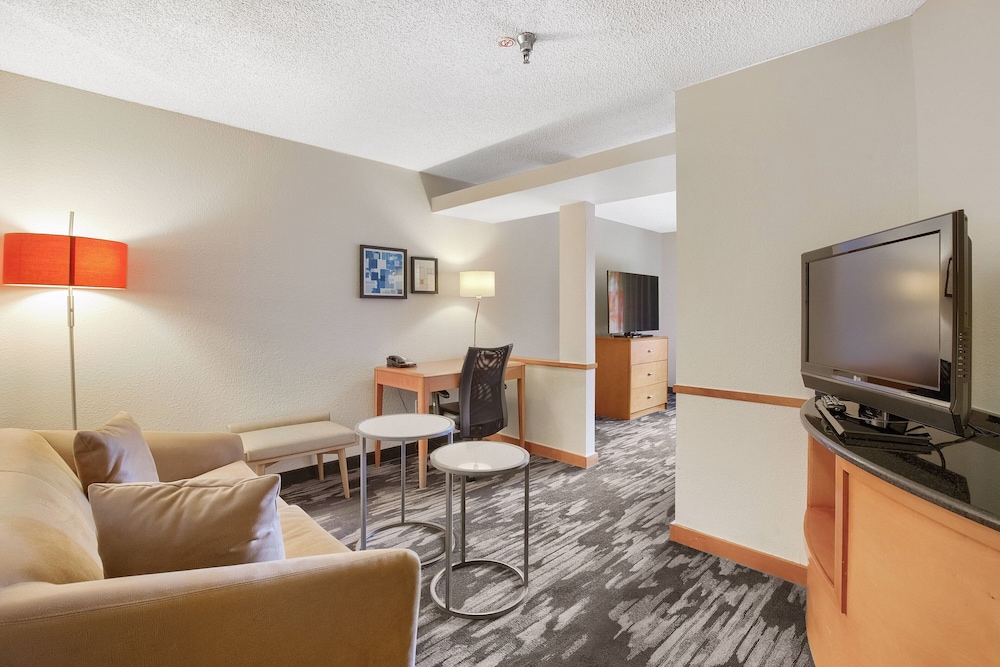 Fairfield Inn & Suites by Marriott Mobile - photo 14
