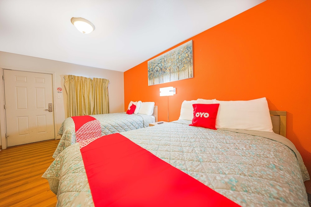 Royal Gateway Motel By OYO - photo 27