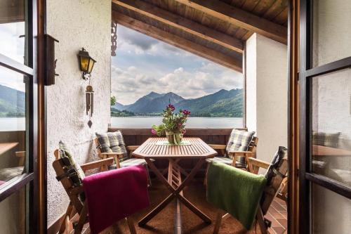 Ferienwohnung Riepl — 4-Star Luxury Hotel in Schliersee, Germany
