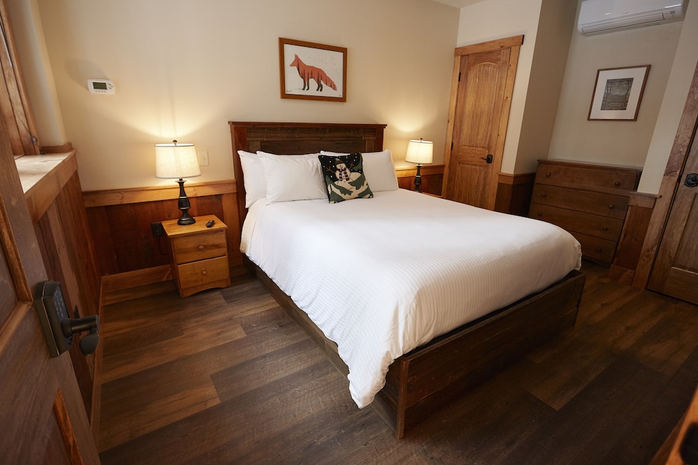 Seesaw's Lodge - photo 4