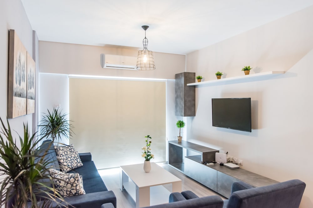 Paradise Promenade Apartment