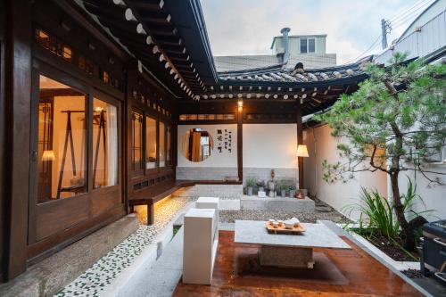Cheongbaek stay — 4-Star Luxury Hotel in Seoul, South Korea