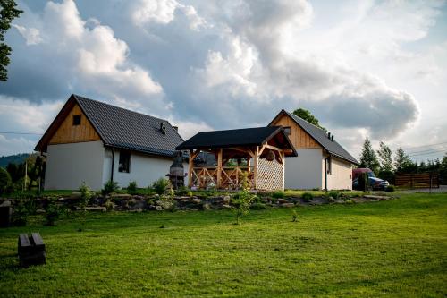 Bieszczadzka Miejscówka in Lutowiska, Poland