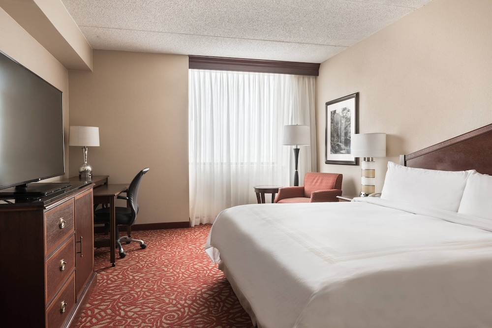 Columbus Airport Marriott - photo 11