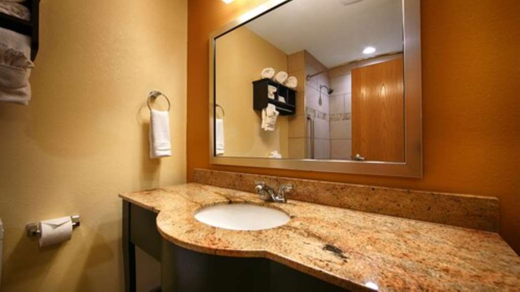 Best Western Plus Whitewater Inn - photo 22