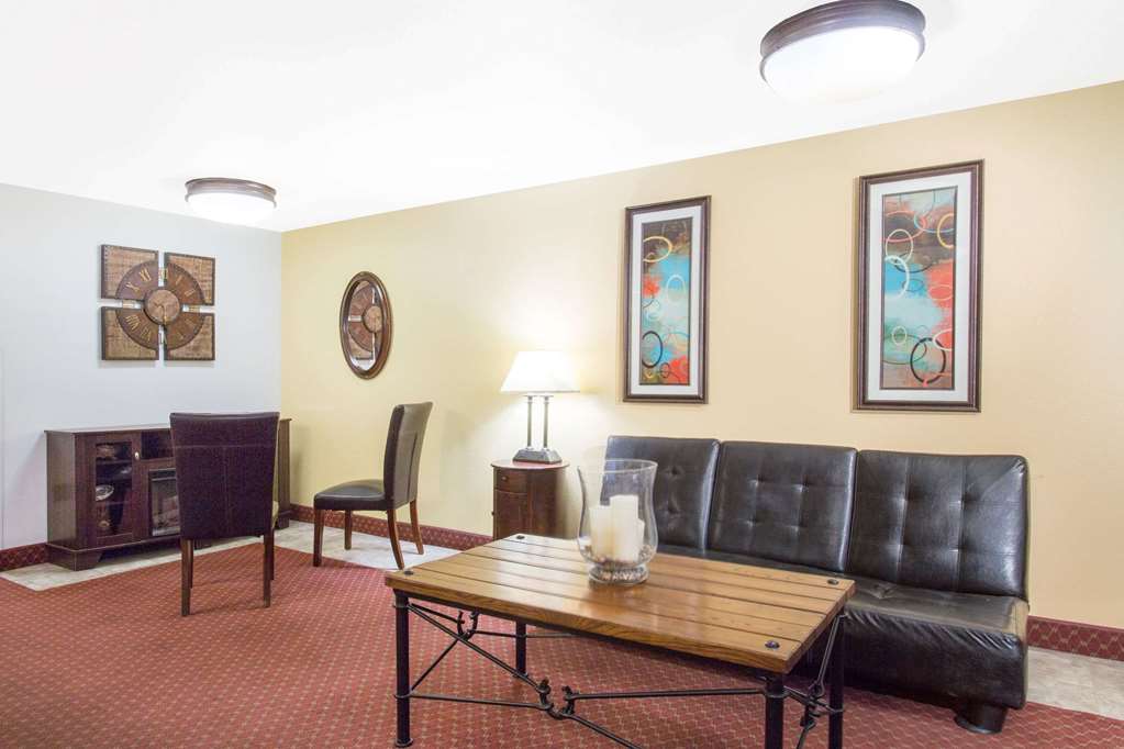 Super 8 by Wyndham Elko - photo 3