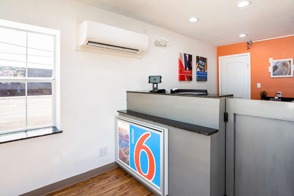 Motel 6 Odessa TX 2nd Street - photo 22
