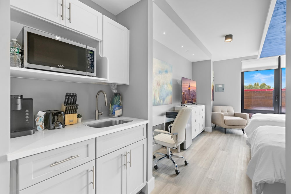 Global Luxury Suites at The Arches - photo 54