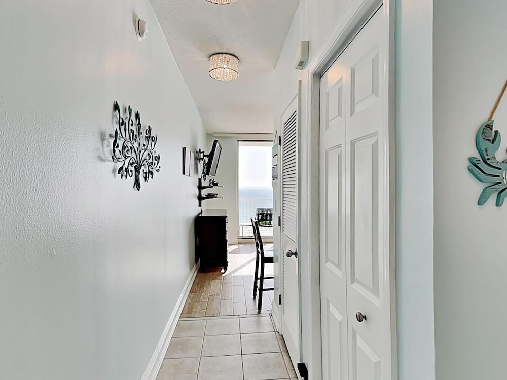 Majestic Beach Towers 1 1412 - photo 31