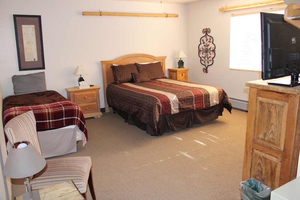 Edelweiss Resort and Restaurant - photo 29