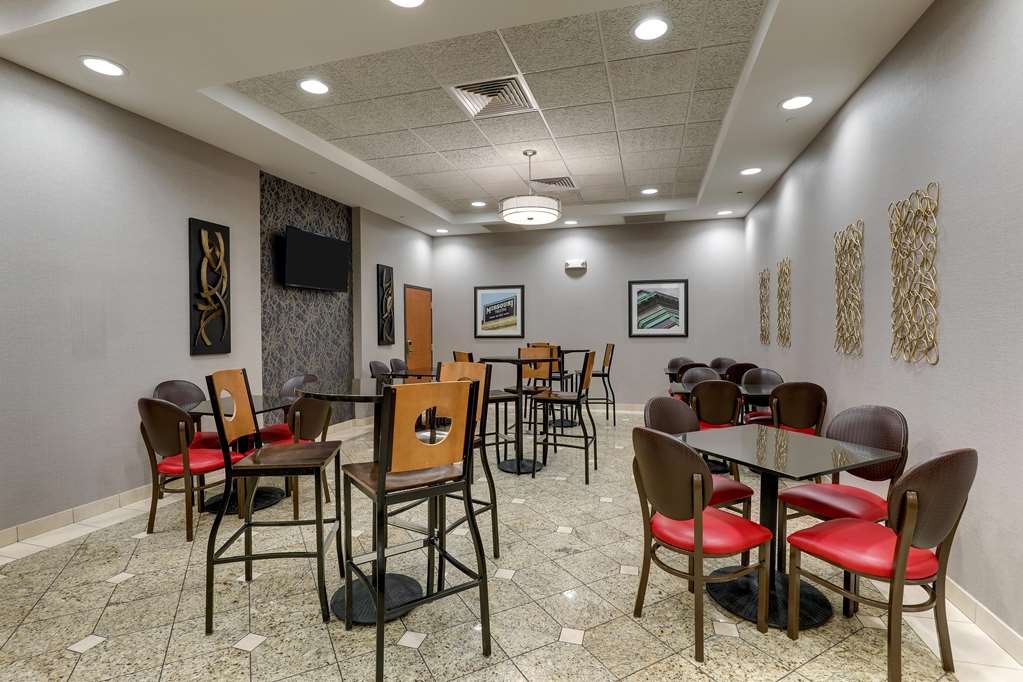 Drury Inn & Suites St Joseph - photo 9