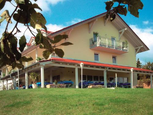 Hotel Pension Sandl — hotel in Bogen