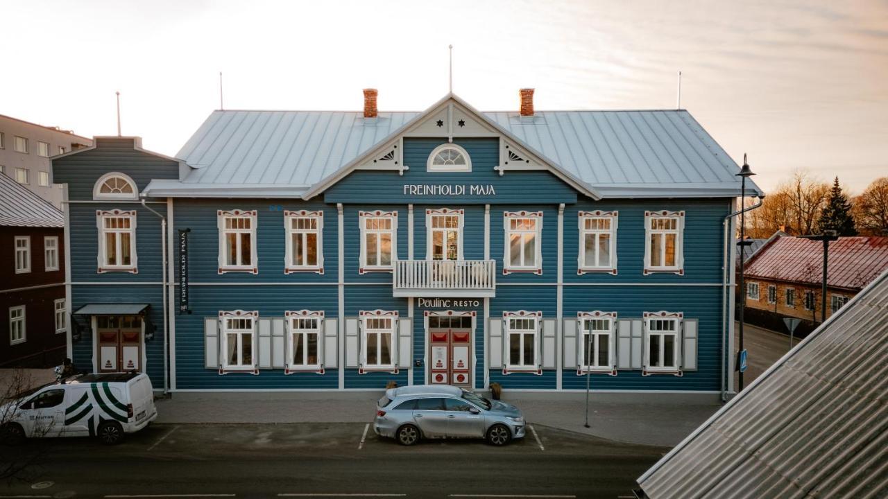 Freinholdi Maja Kulaliskorter 3 Balcony — 4-Star Luxury Hotel in Voru, Estonia