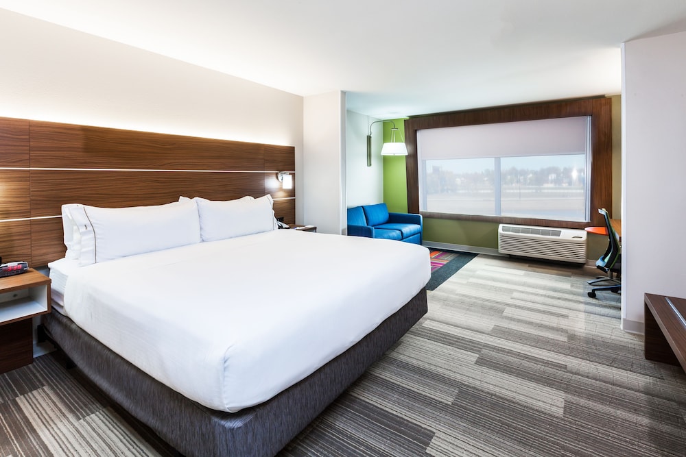 Holiday Inn Express & Suites Tulsa West Sand Springs by IHG - photo 10