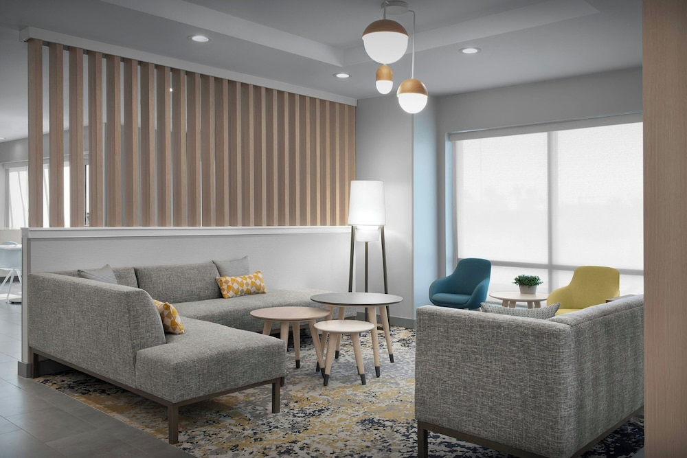 TownePlace Suites by Marriott Fort Myers Gulf Coast - photo 3