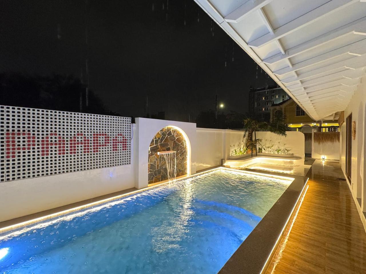 Villa Paapa & Maama Luxurious Private Pool — 4-Star Luxury Hotel in Johor Bahru, Malaysia
