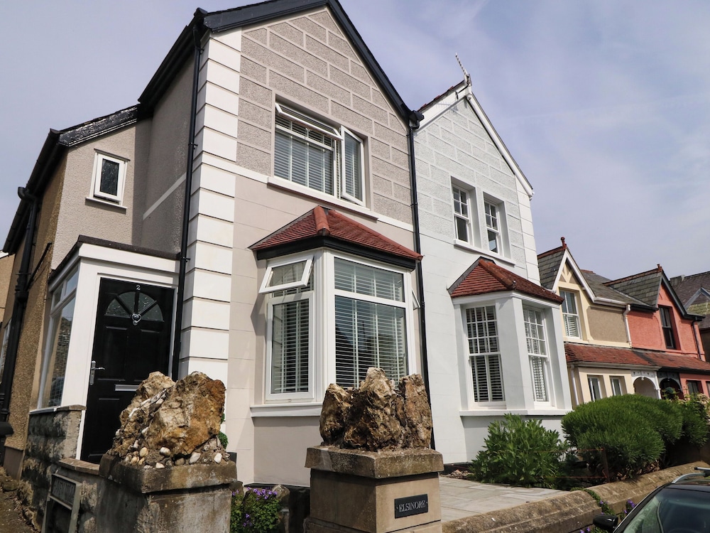 Elsinore in Conwy, United Kingdom