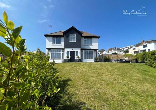 Stylish Brixham home sleeps 7 parking & garden — 4-Star Luxury Hotel in Brixham, United Kingdom