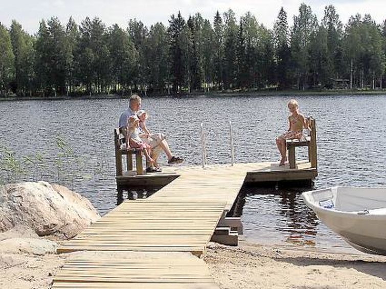 Holiday Home Puolukkahuvila — 4-Star Luxury Hotel in Jaemsae, Finland