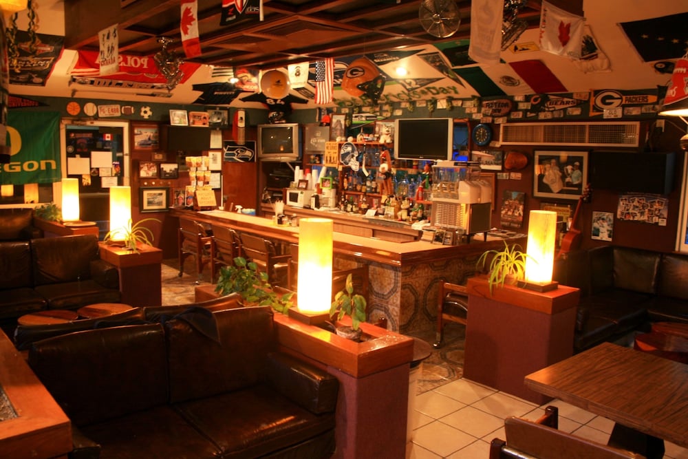 Sports bar