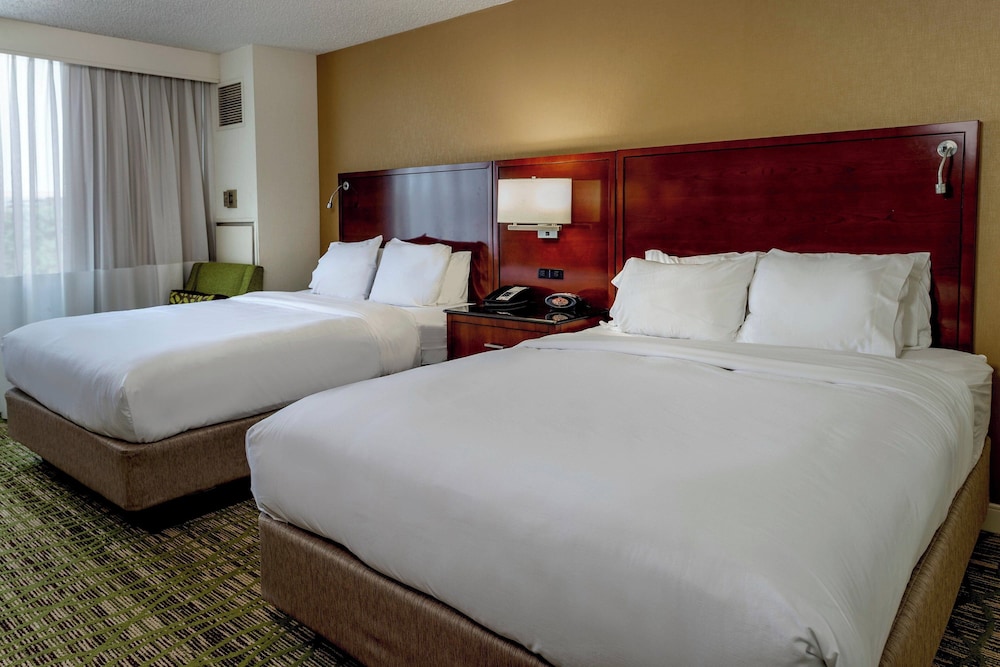 Marriott St. Louis West - photo 21
