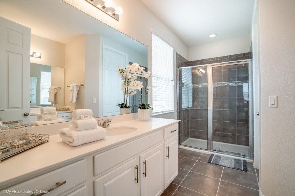 1719cvt Orlando Newest Resort Community 5 Bedroom Villa by RedAwning - photo 27