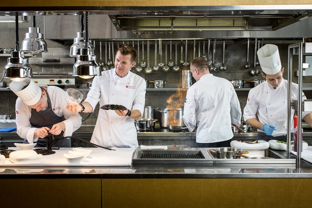 מזון ומשקאות