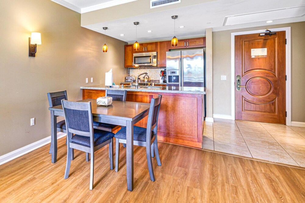 K B M Resorts Hkk 306 Chic 2bd Upgraded Steps Away From Resort Pools Beach and Spa - photo 30