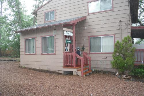Northwoods Resort Cabins - photo 15