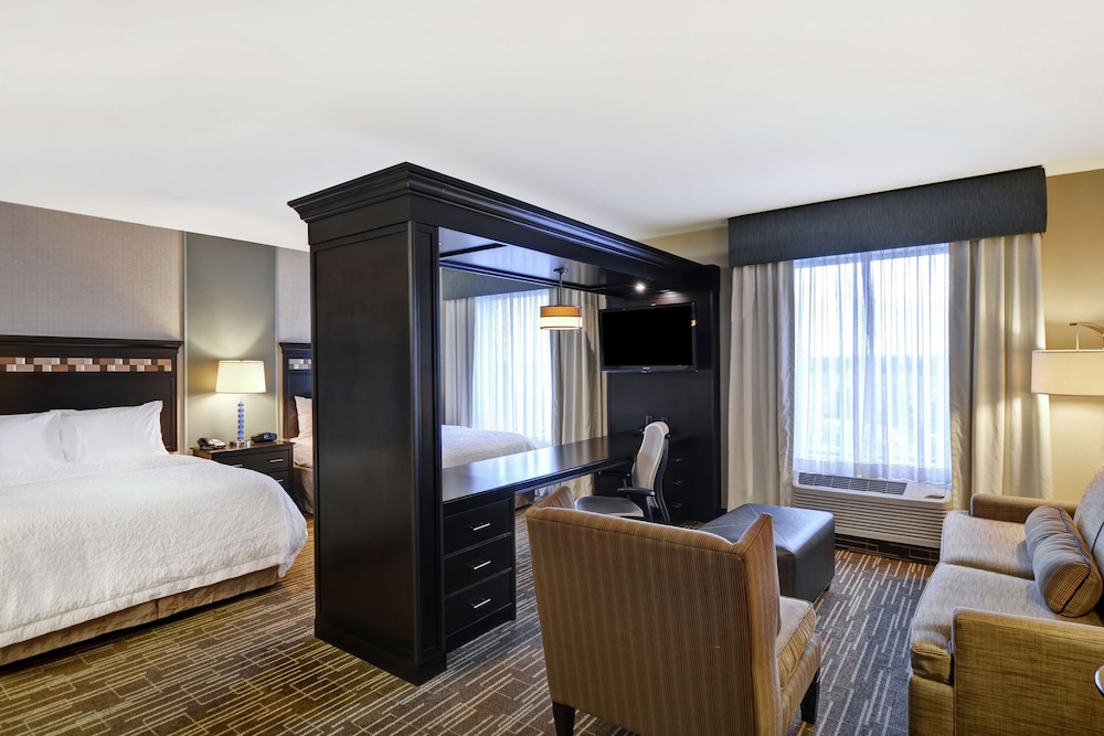 Hampton Inn & Suites Denver Airport Gateway Park - photo 12