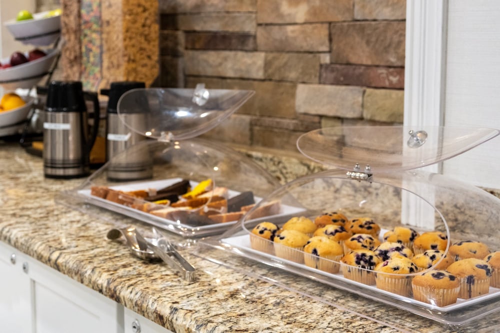 Staybridge Suites University Area by IHG - photo 71