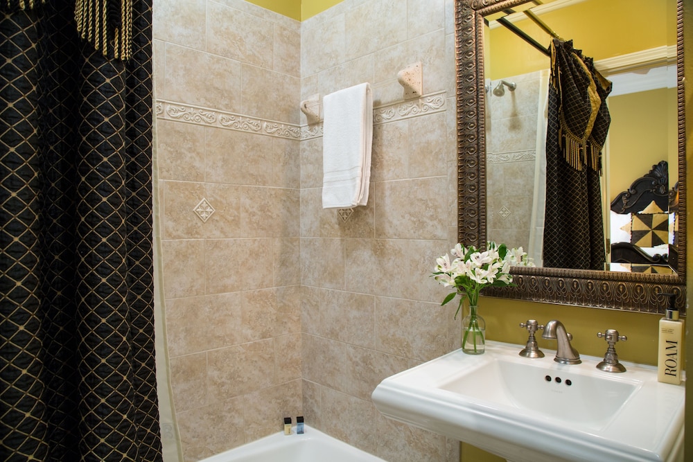 The Inn on West Liberty - photo 30