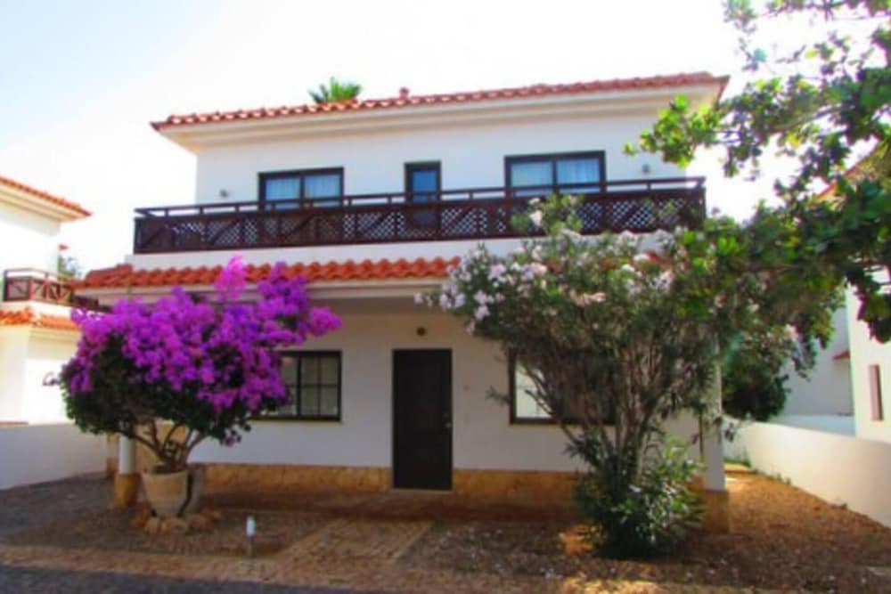 Gorgeous 3 bed Villa Tortuga Beach Resort in Santa Maria, Cape Verde