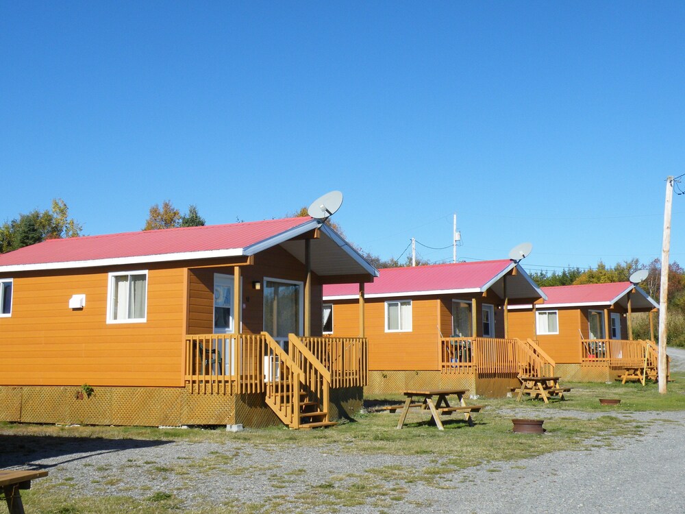 Chalets Shipek in Les Escoumins, Canada