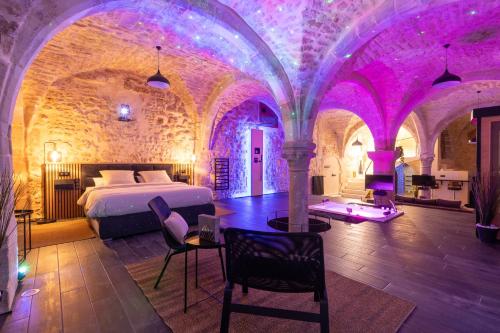 Cave Privatif by Xela in Auxerre, France