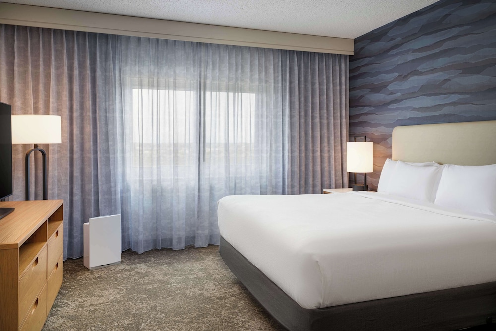 Embassy Suites by Hilton Charleston Airport Convention Ctr - photo 11
