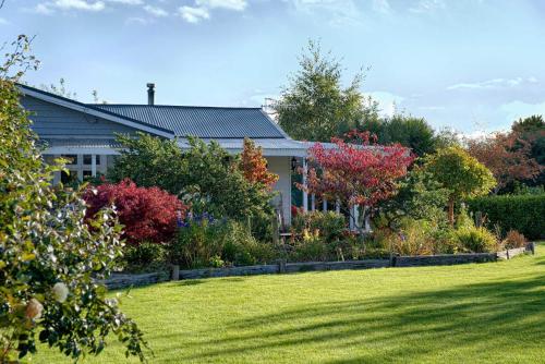 Folster Gardens Bed and Breakfast — 4-Star Luxury Hotel in Invercargill, New Zealand