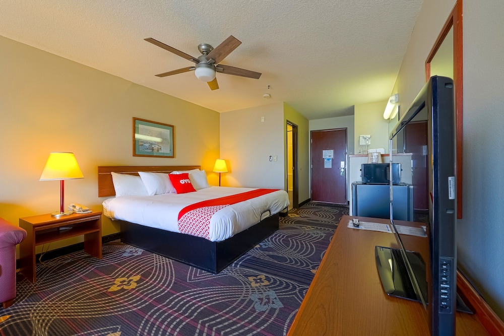 Siletz Bay Beachfront Hotel by OYO Lincoln City - photo 45