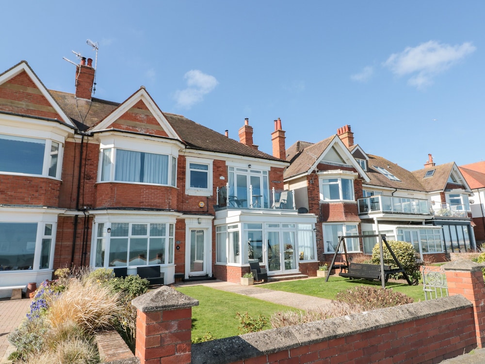 Crystal Cove - carbon neutral hotel in Bridlington