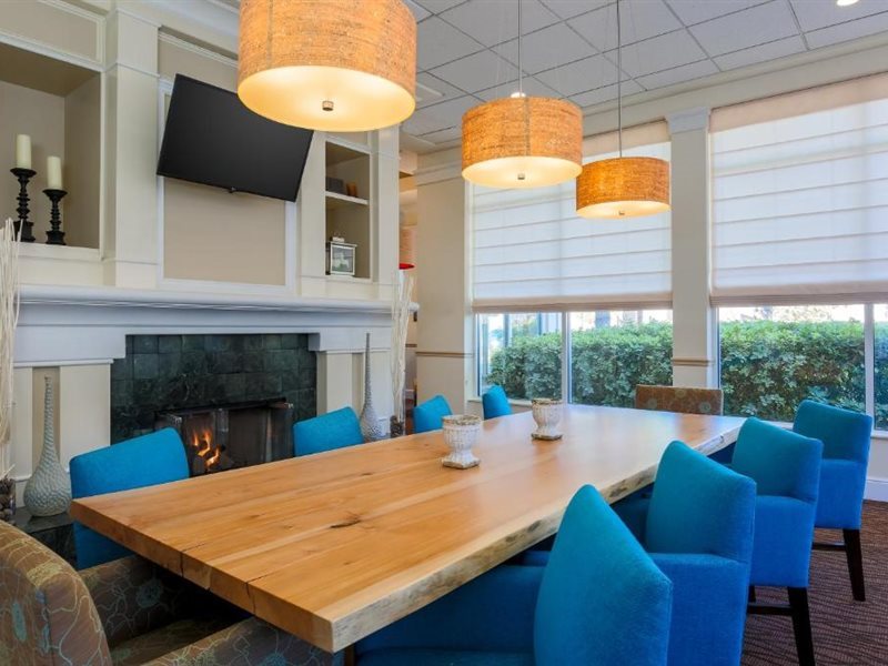 Hilton Garden Inn Bakersfield - photo 11