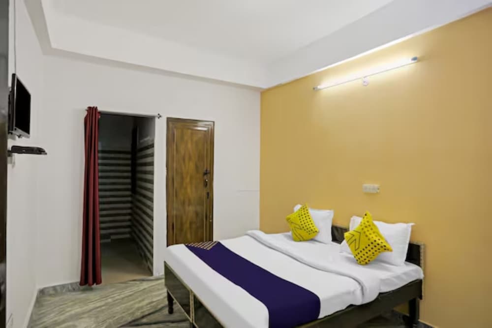 Raj Hotel Vip — Noida — photo 3