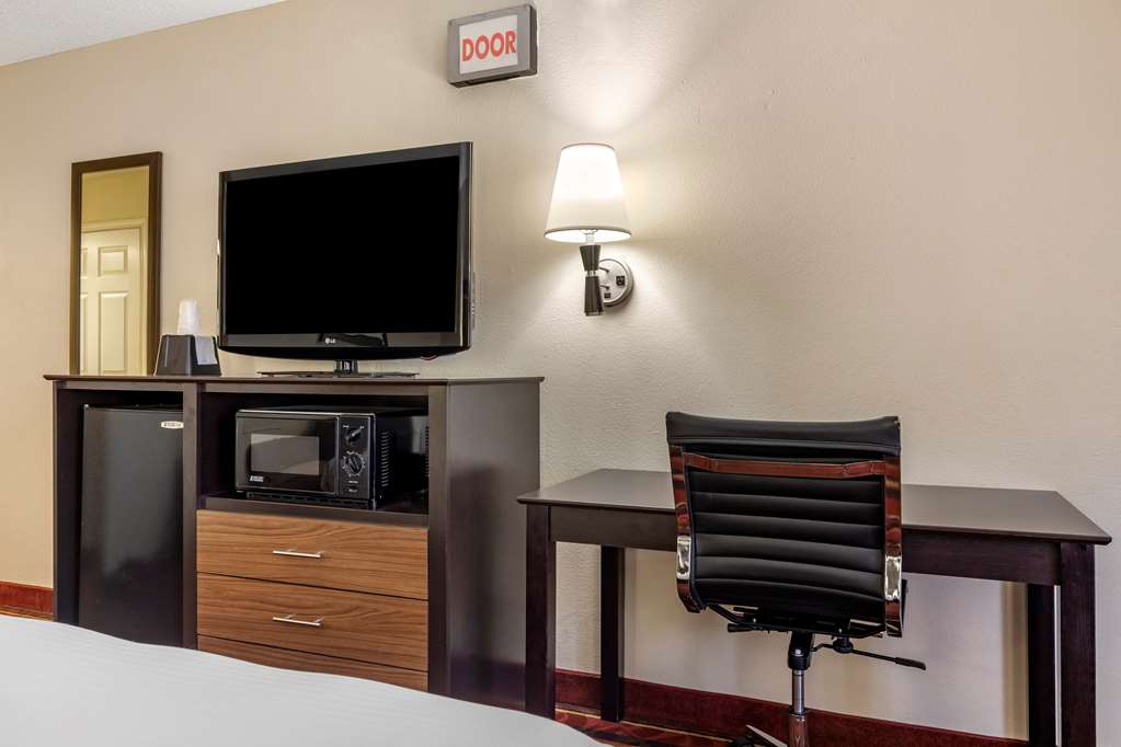 Best Western Lindale Inn - photo 22