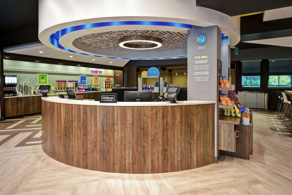 Tru by Hilton Sterling Heights Detroit - photo 6