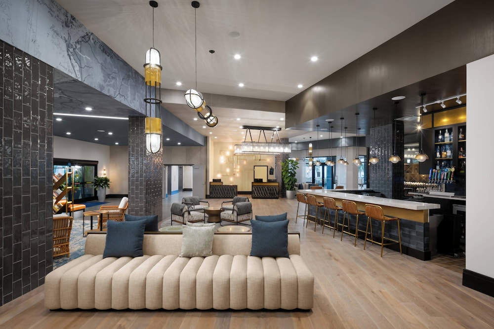 Luminary Hotel & Co. Autograph Hotels - photo 8