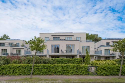 Bickbeeren Fewo Bickbeeren Barbara Whg 5 — 4-Star Luxury Hotel in Ostseebad Dierhagen, Germany