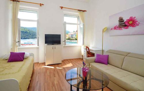Apartment in Rabac 16989 — 4-Star Luxury Hotel in Rabac, Croatia