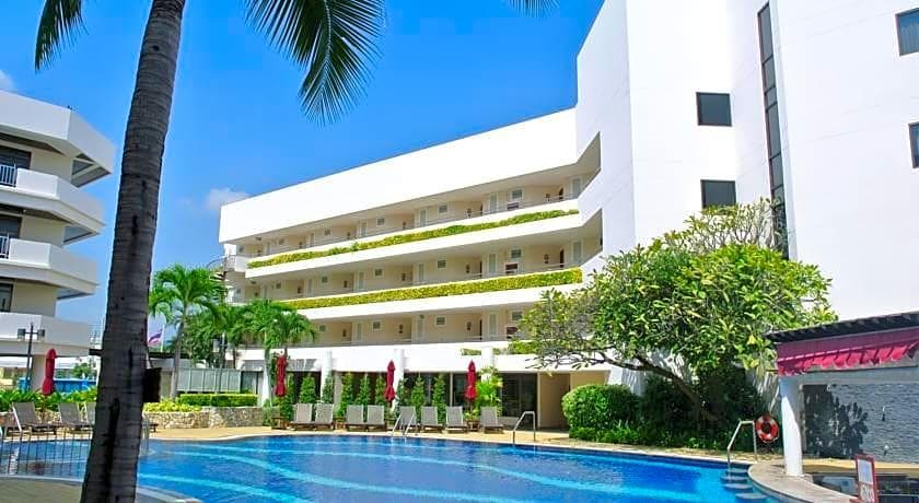 The Imperial Hua Hin Beach Resort — 4-Star Luxury Hotel in Hua Hin, Thailand