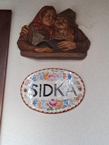 Sidka & Adam — Unknown City — photo 2