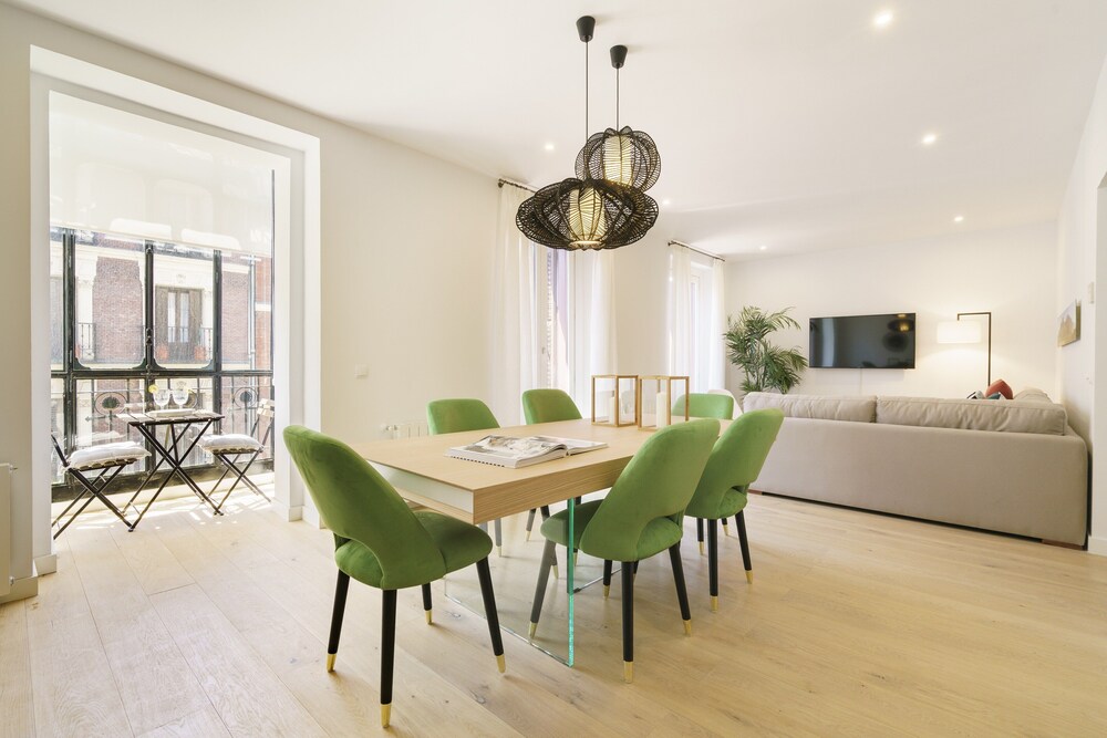 Home Club Jorge Juan VII — 4-Star Luxury Hotel in Madrid, Spain
