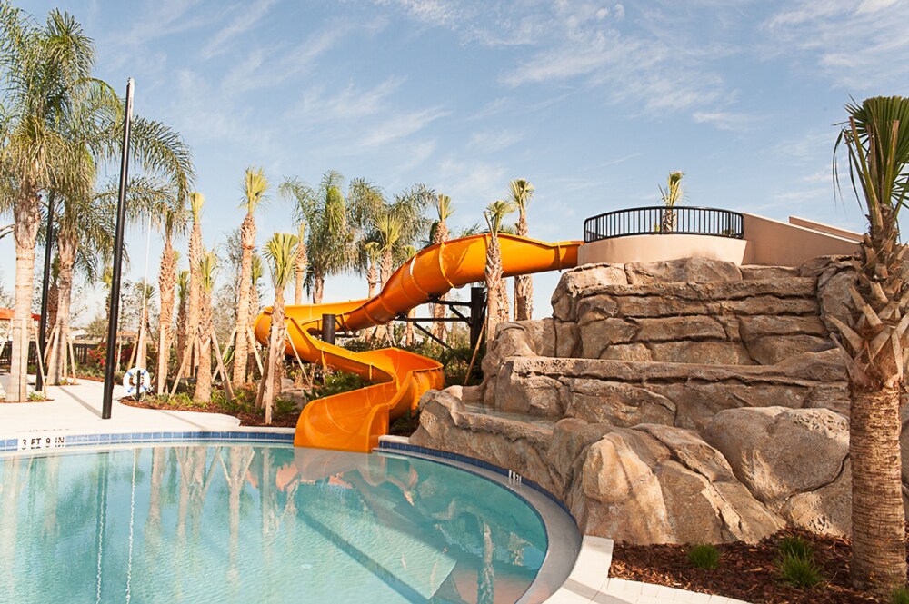 6 Bedrooms 5 Bathrooms Solterra 4193 Od - photo 51